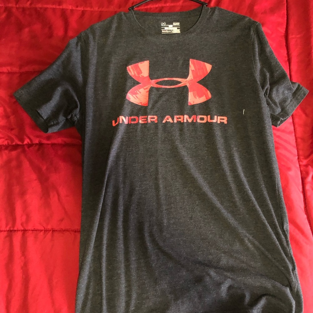 Black Under Armour Shirt